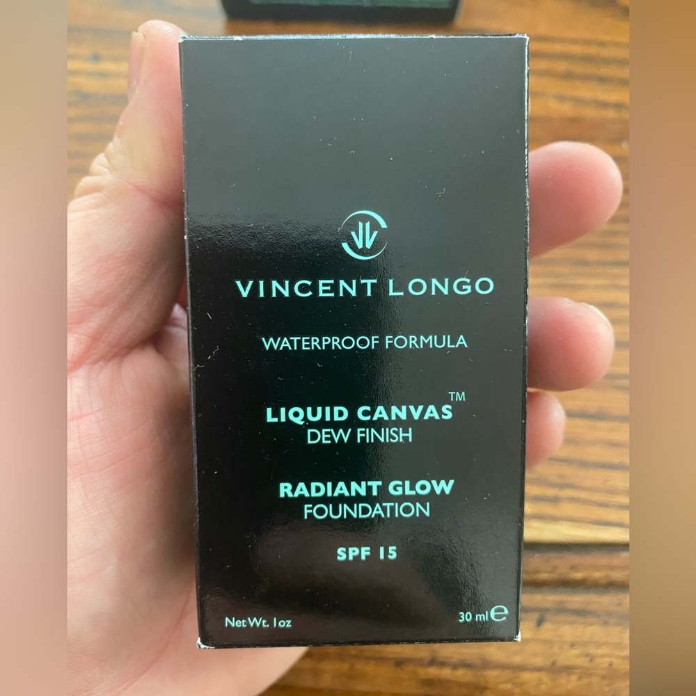 Vincent Longo Liquid Canvas Dew Finish light beige #3